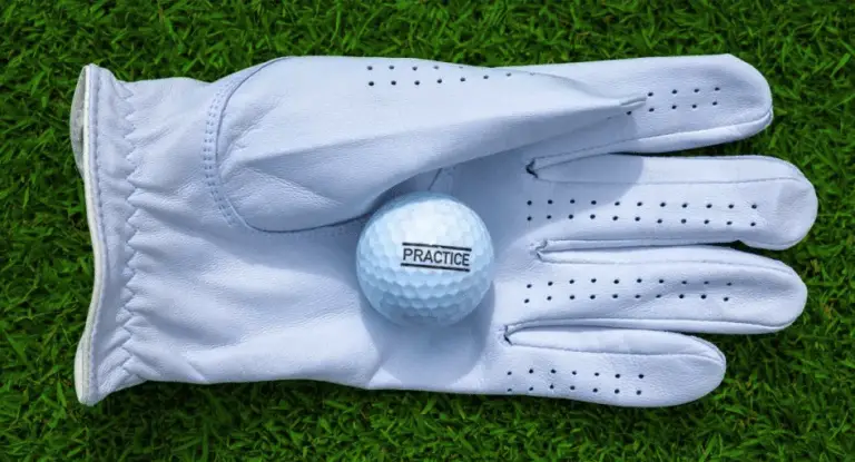 How to Clean Golf Gloves?